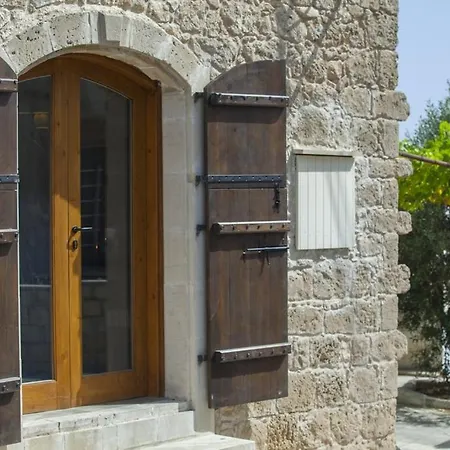 Holiday home Mesogi Mesoyi