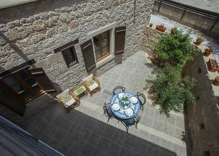 Semesterbostad Mesogi *